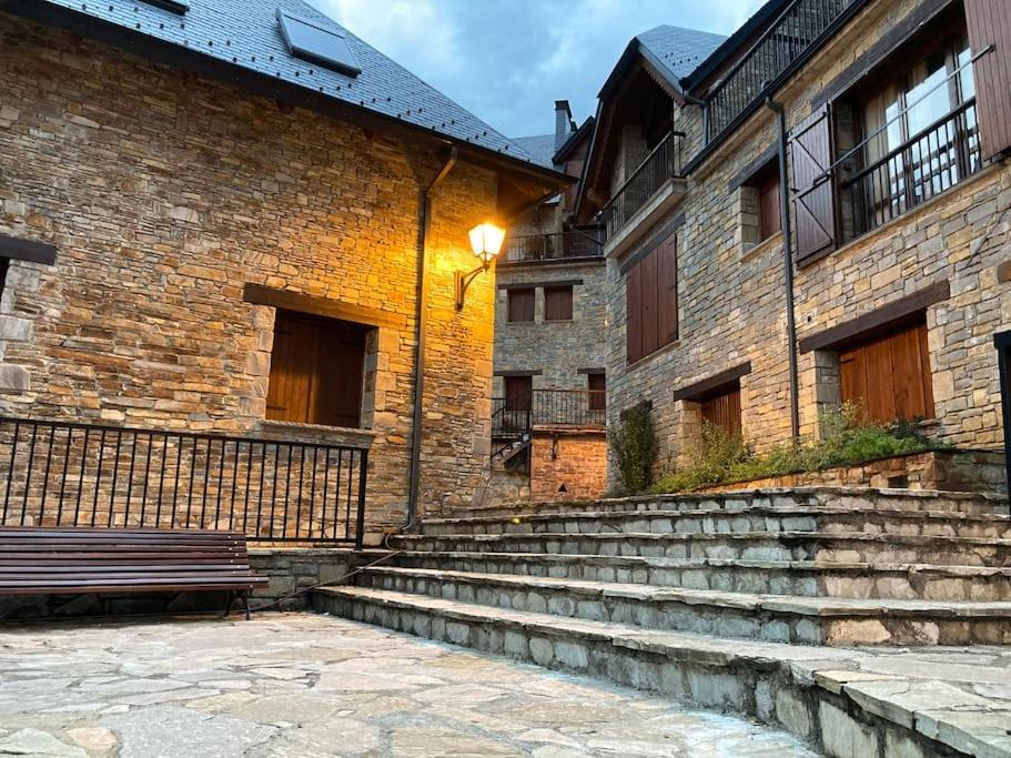 Elegante Apartamento En Escarrilla Con Vistas Al Valle Εξωτερικό φωτογραφία